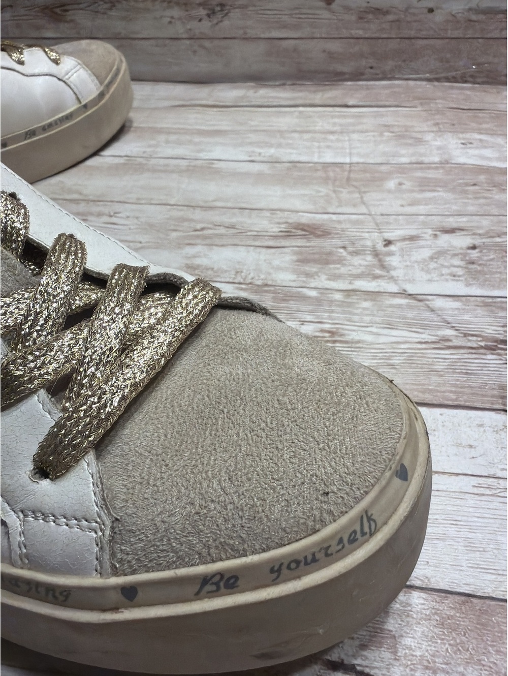 ShuShop Reba Size 8.5 White Leather Sneakers Cheetah Heel Gold Stars - Picture 8 of 13